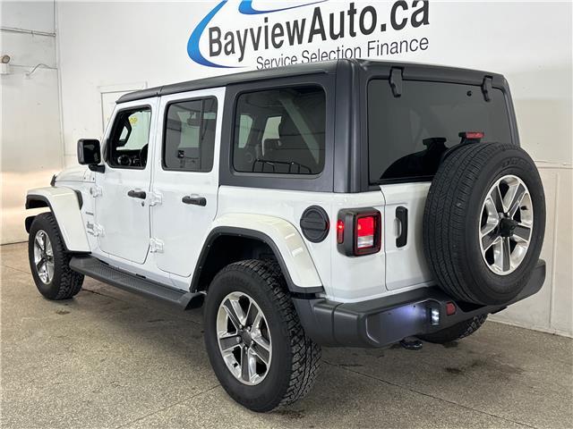2022 Jeep Wrangler Unlimited Sahara (Stk: 43555J) in Belleville - Image 5 of 27