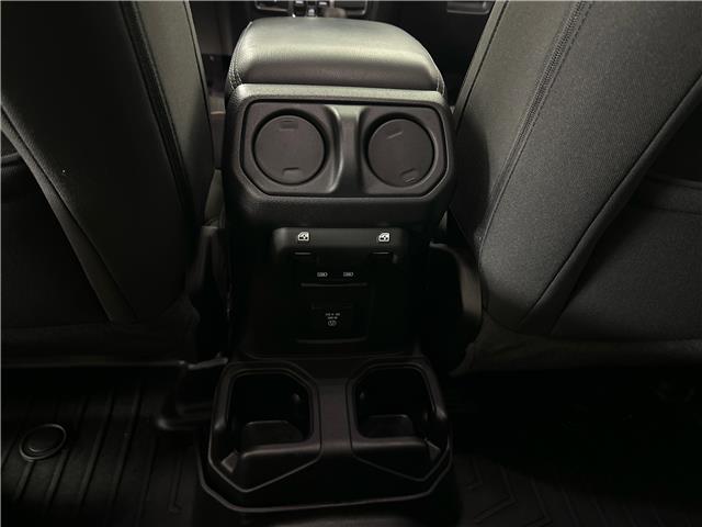 2022 Jeep Wrangler Unlimited Sahara (Stk: 43555J) in Belleville - Image 9 of 27