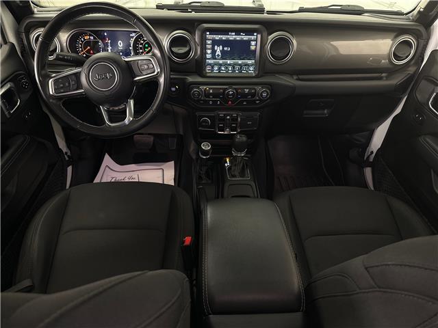2022 Jeep Wrangler Unlimited Sahara (Stk: 43555J) in Belleville - Image 10 of 27