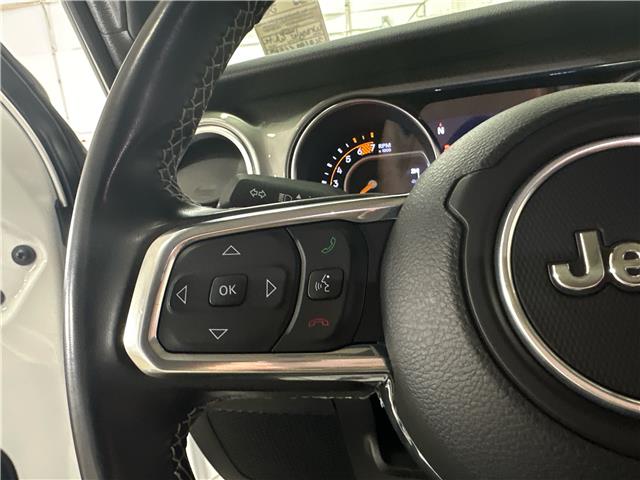 2022 Jeep Wrangler Unlimited Sahara (Stk: 43555J) in Belleville - Image 22 of 27