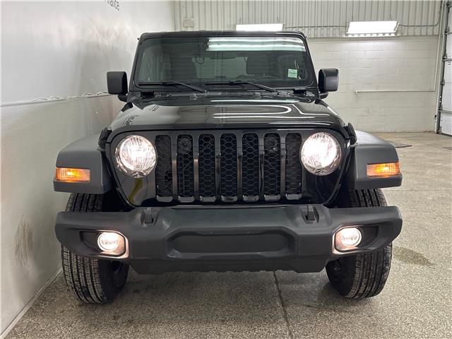 2024 Jeep Wrangler Sport (Stk: 43519J) in Belleville - Image 2 of 20