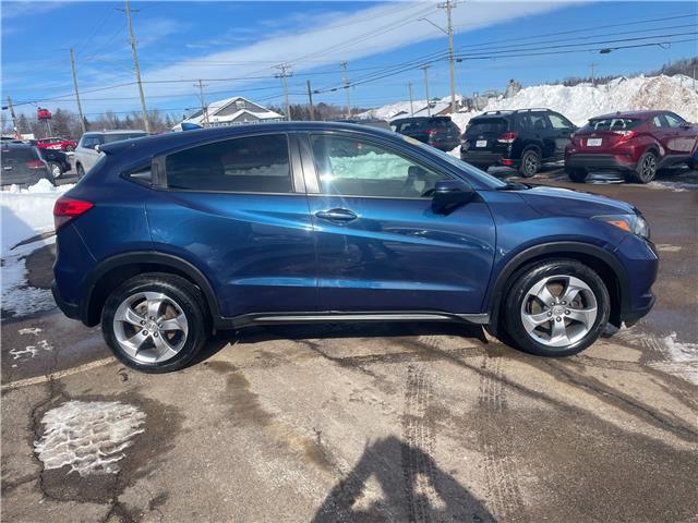 2016 Honda HR-V EX in Charlottetown - Image 6 of 18 2016 Honda HR-V EX in Charlottetown - Image 6 of 18