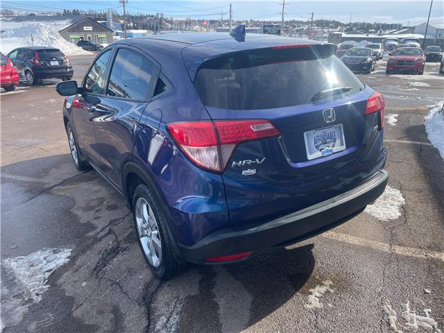 2016 Honda HR-V EX in Charlottetown - Image 9 of 18 2016 Honda HR-V EX in Charlottetown - Image 9 of 18