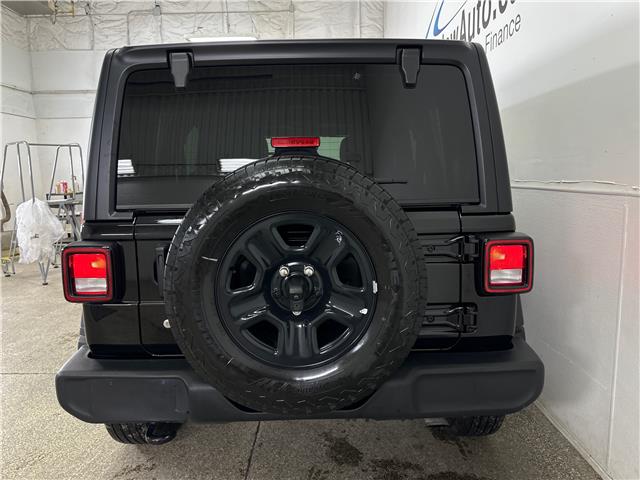 2024 Jeep Wrangler Sport (Stk: 43546J) in Belleville - Image 8 of 26