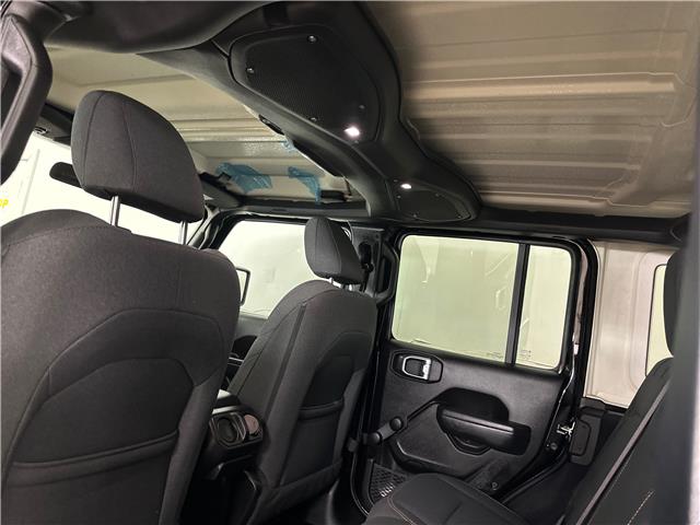 2024 Jeep Wrangler Sport (Stk: 43546J) in Belleville - Image 10 of 26