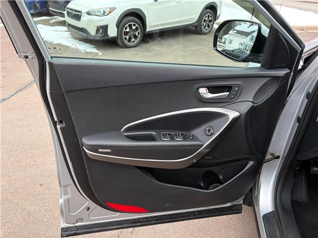 2018 Hyundai Santa Fe XL Premium (Stk: A-269240) in Moncton - Image 10 of 20