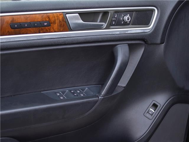 2014 Volkswagen Touareg 3.6L Comfortline (Stk: B10198A) in Windsor - Image 7 of 25
