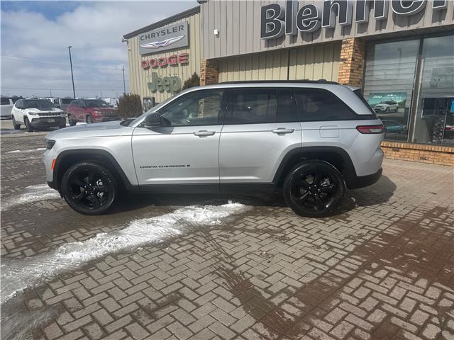 2025 Jeep Grand Cherokee Laredo (Stk: 6B009A) in Blenheim - Image 8 of 13