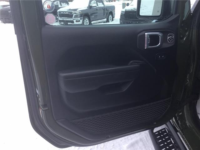 2022 Jeep Wrangler Unlimited Sport (Stk: EE028UA) in Swan River - Image 8 of 23