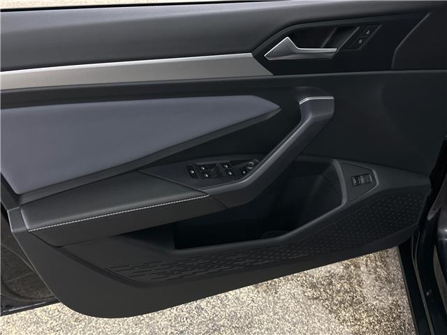 2025 Volkswagen Jetta Comfortline (Stk: 43409JA) in Belleville - Image 13 of 25