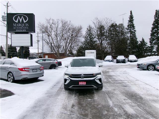 2022 Volkswagen Taos Comfortline in Kitchener - Image 2 of 23