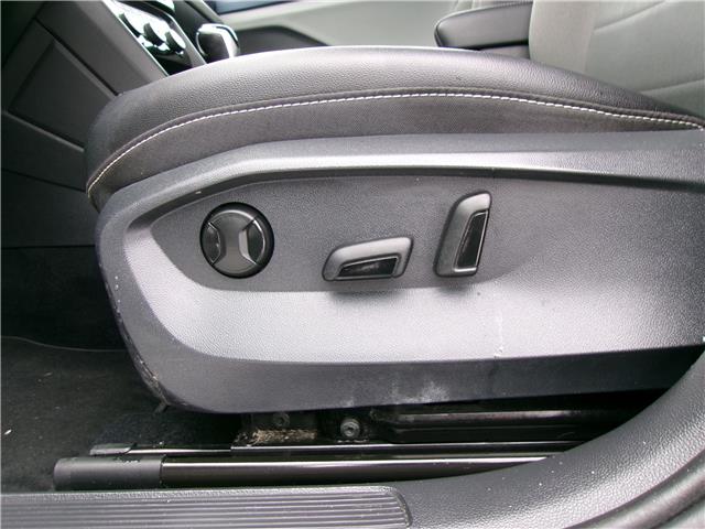 2022 Volkswagen Taos Comfortline in Kitchener - Image 9 of 23