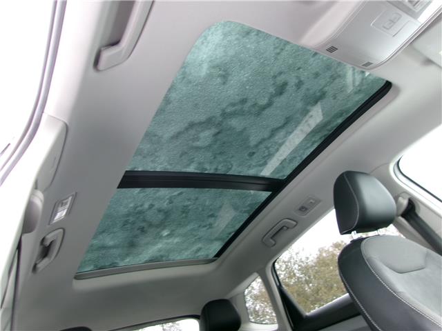 2022 Volkswagen Taos Comfortline in Kitchener - Image 19 of 23