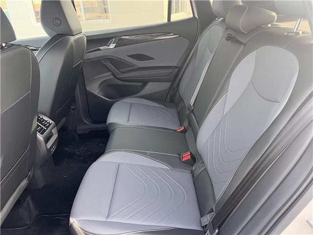 2025 Volkswagen Tiguan Comfortline R-Line Black Edition (Stk: VU1670) in Sarnia - Image 17 of 21