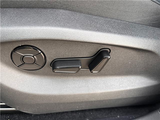 2025 Volkswagen Tiguan Comfortline R-Line Black Edition (Stk: VU1670) in Sarnia - Image 10 of 21