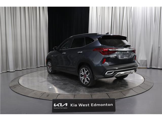 2023 Kia Seltos SX Turbo w/Black Interior (Stk: 26843A) in Edmonton - Image 4 of 26