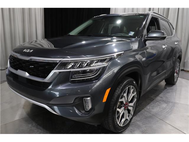 2023 Kia Seltos SX Turbo w/Black Interior (Stk: 26843A) in Edmonton - Image 6 of 26