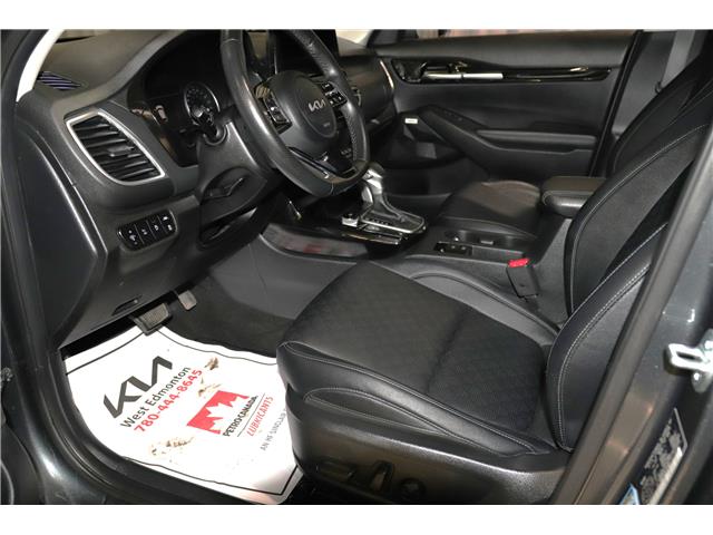 2023 Kia Seltos SX Turbo w/Black Interior (Stk: 26843A) in Edmonton - Image 11 of 26