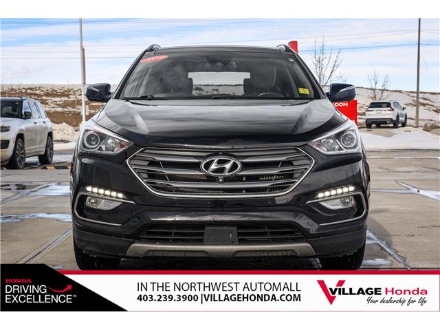 2017 Hyundai Santa Fe Sport 2.0T Ultimate (Stk: TVW8996A) in Calgary - Image 3 of 31