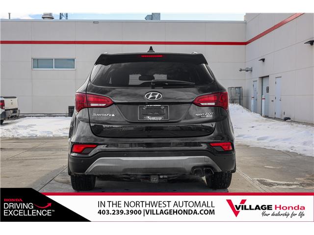 2017 Hyundai Santa Fe Sport 2.0T Ultimate (Stk: TVW8996A) in Calgary - Image 8 of 31
