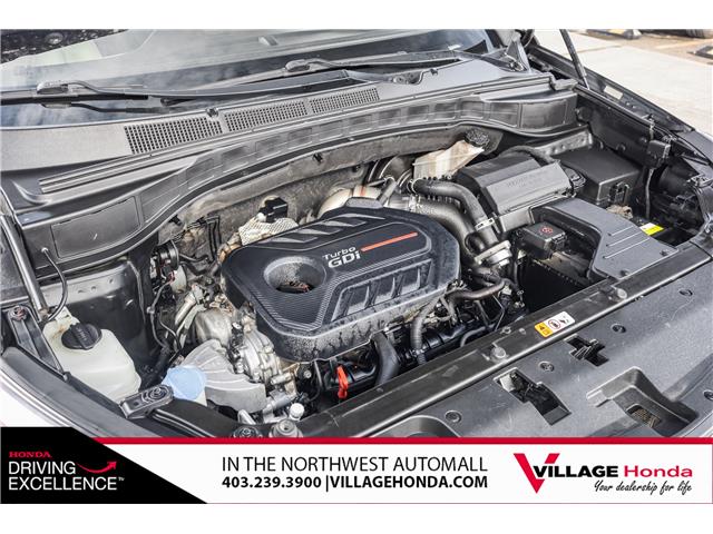 2017 Hyundai Santa Fe Sport 2.0T Ultimate (Stk: TVW8996A) in Calgary - Image 4 of 31