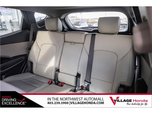 2017 Hyundai Santa Fe Sport 2.0T Ultimate (Stk: TVW8996A) in Calgary - Image 31 of 31