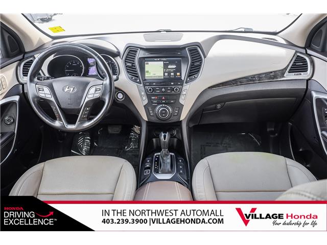 2017 Hyundai Santa Fe Sport 2.0T Ultimate (Stk: TVW8996A) in Calgary - Image 14 of 31