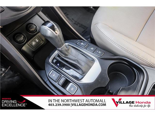 2017 Hyundai Santa Fe Sport 2.0T Ultimate (Stk: TVW8996A) in Calgary - Image 20 of 31