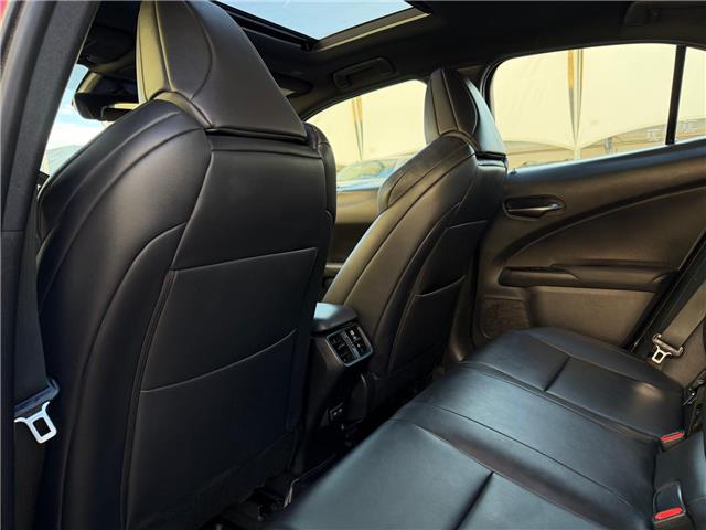 2023 Lexus UX 250h Base (Stk: 260412A) in Calgary - Image 16 of 19