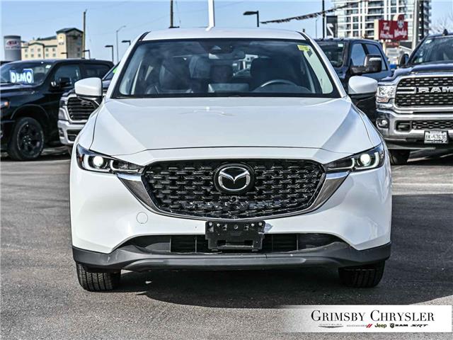 2025 Mazda CX-5 GS (Stk: U6348) in Grimsby - Image 2 of 32