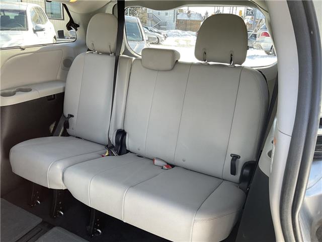 2015 Toyota Sienna  (Stk: 4828) in KITCHENER - Image 15 of 32