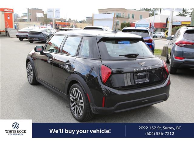 2025 MINI 5 Door Cooper C (Stk: ST042886A) in Vancouver - Image 3 of 13