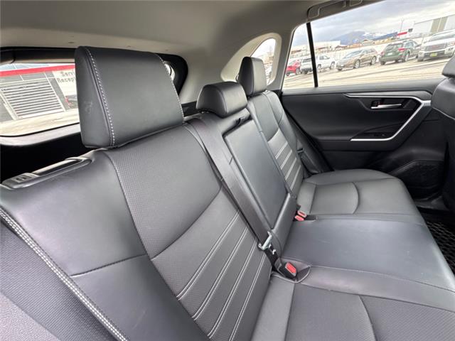 2023 Toyota RAV4 Hybrid Limited (Stk: W170672M) in Cranbrook - Image 12 of 21