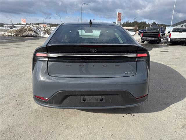 2026 Toyota Prius Plug-In Hybrid SE (Stk: 3070586) in Cranbrook - Image 4 of 19