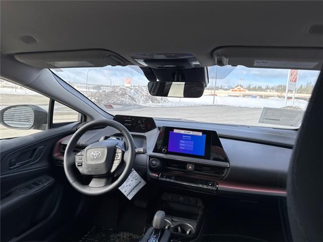 2026 Toyota Prius Plug-In Hybrid SE (Stk: 3070586) in Cranbrook - Image 10 of 19