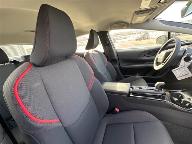 2026 Toyota Prius Plug-In Hybrid SE (Stk: 3070586) in Cranbrook - Image 11 of 19