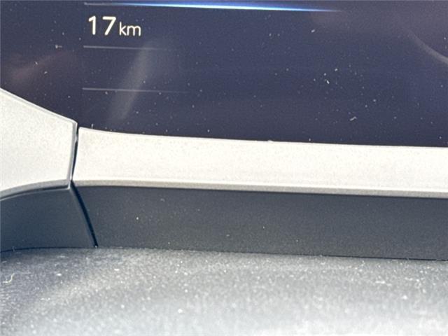 2026 Toyota Prius Plug-In Hybrid SE (Stk: 3070586) in Cranbrook - Image 14 of 19