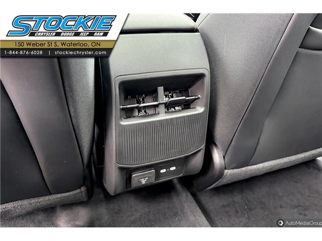2026 Jeep Cherokee Overland (Stk: 46640) in Waterloo - Image 8 of 20