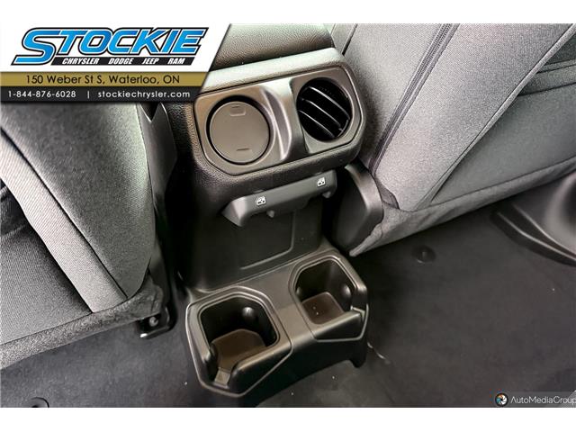 2026 Jeep Wrangler Sport (Stk: 46643) in Waterloo - Image 7 of 20