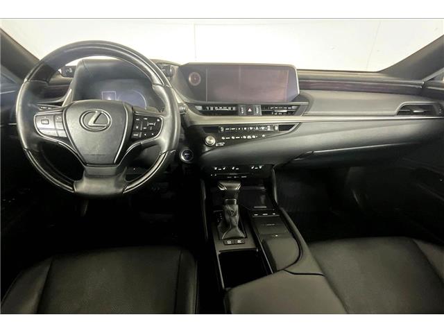 2021 Lexus ES 300h Base (Stk: X2517A) in London - Image 15 of 35 2021 Lexus ES 300h Base (Stk: X2517A) in London - Image 15 of 35