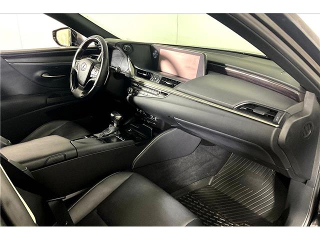 2021 Lexus ES 300h Base (Stk: X2517A) in London - Image 16 of 35 2021 Lexus ES 300h Base (Stk: X2517A) in London - Image 16 of 35