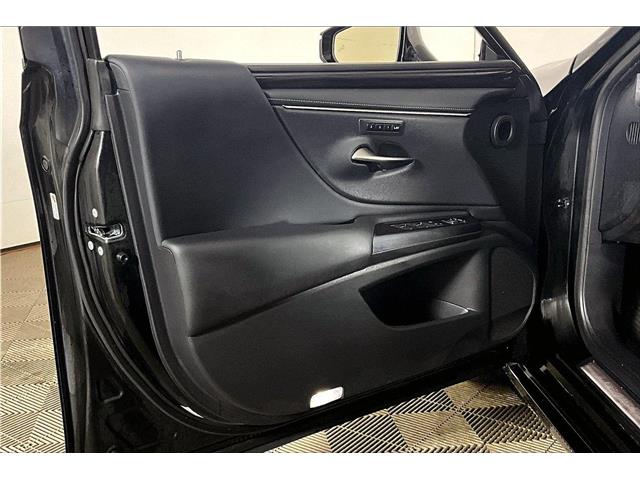 2021 Lexus ES 300h Base (Stk: X2517A) in London - Image 18 of 35 2021 Lexus ES 300h Base (Stk: X2517A) in London - Image 18 of 35