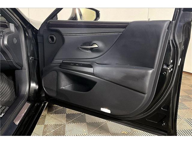 2021 Lexus ES 300h Base (Stk: X2517A) in London - Image 19 of 35 2021 Lexus ES 300h Base (Stk: X2517A) in London - Image 19 of 35