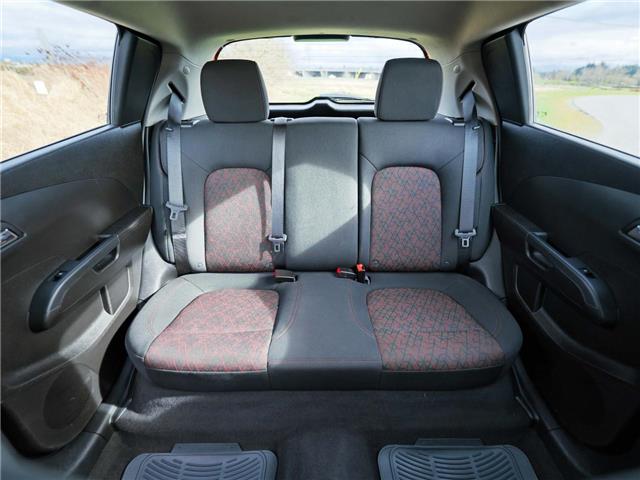 2017 Chevrolet Sonic LT Auto (Stk: RA19861BA) in Surrey - Image 18 of 19
