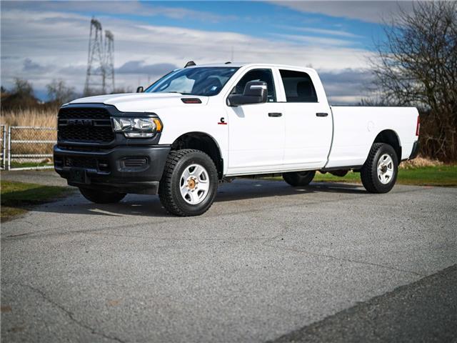 2023 RAM 3500 Tradesman (Stk: 30900) in Surrey - Image 1 of 19
