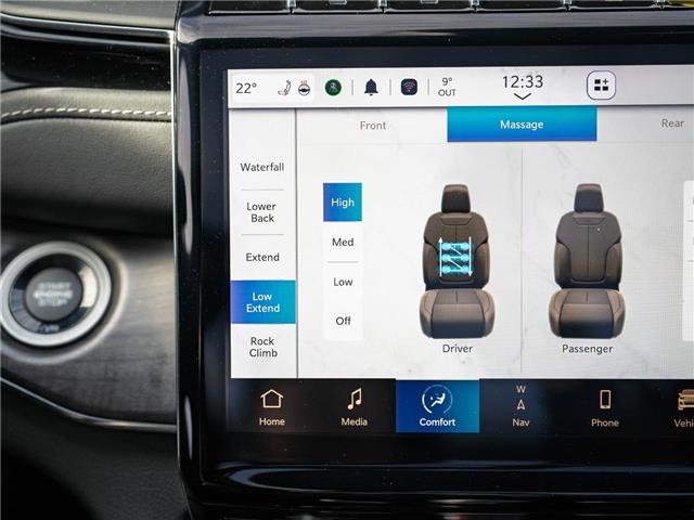 2023 Jeep Grand Cherokee L Overland (Stk: 30870) in Surrey - Image 15 of 24
