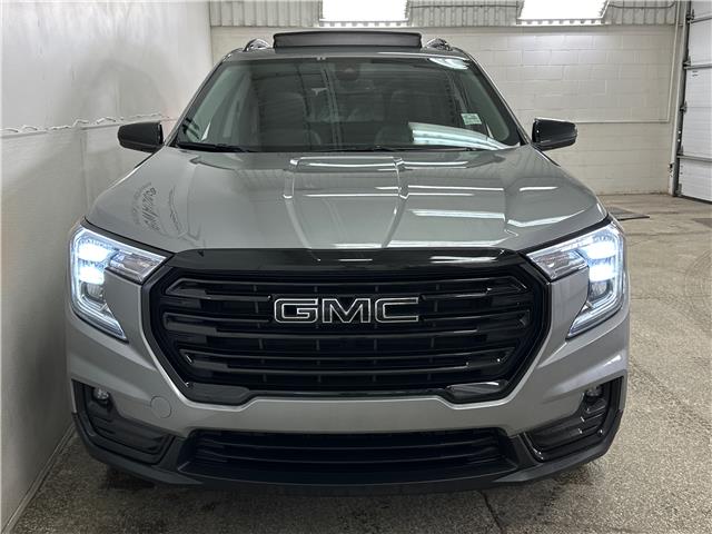 2024 GMC Terrain SLT (Stk: 43543J) in Belleville - Image 2 of 28