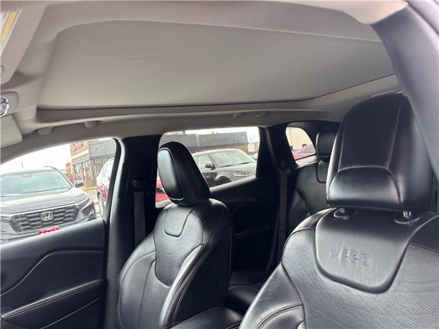 2016 Jeep Cherokee Limited (Stk: M6080) in Sarnia - Image 20 of 37