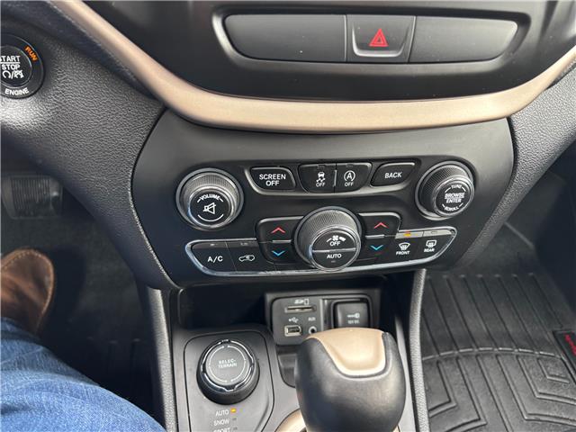 2016 Jeep Cherokee Limited (Stk: M6080) in Sarnia - Image 35 of 37