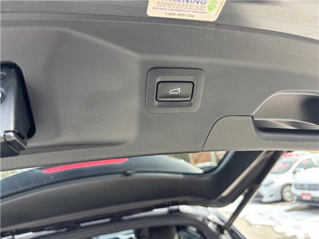 2023 Mazda CX-9 Signature (Stk: M6056) in Sarnia - Image 17 of 38 2023 Mazda CX-9 Signature (Stk: M6056) in Sarnia - Image 17 of 38